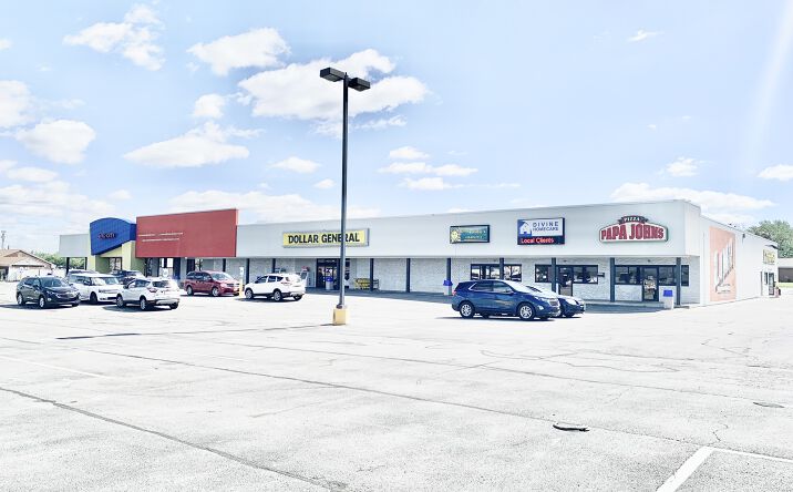 Pictures of Retail property located at 902 N Cable Rd, Lima, OH 45805 for lease - image #1