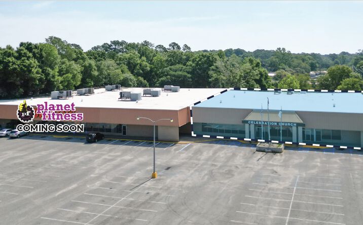 Pictures of Retail property located at 10 Saraland Blvd S, Saraland, AL 36571 for lease - image #1