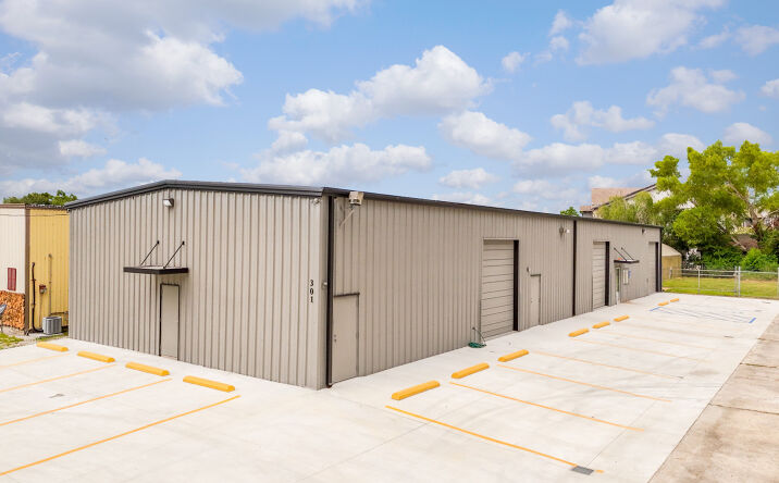 Pictures of Industrial property located at 301 Guidry Rd, Lafayette, LA 70503 for lease - image #1