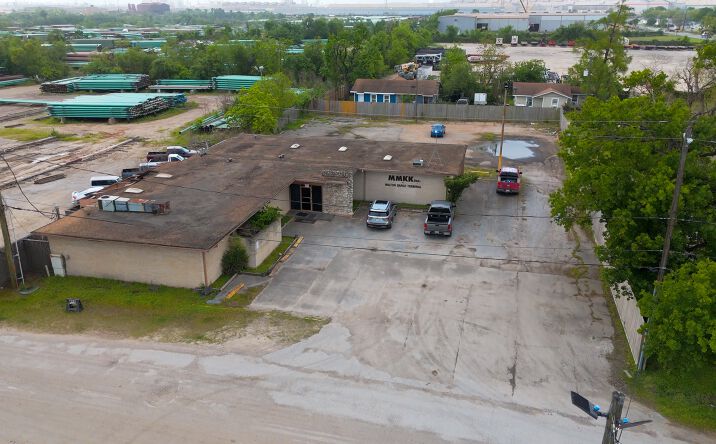 Pictures of Office, Industrial property located at 13020 Sarahs Ln, Houston, TX 77015 for lease - image #1