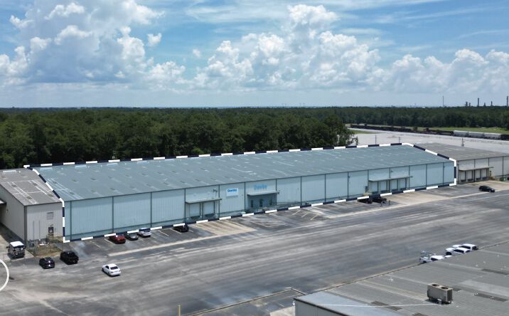 Pictures of Industrial property located at 252 Jacintoport Blvd, Saraland, AL 36571 for lease - image #1