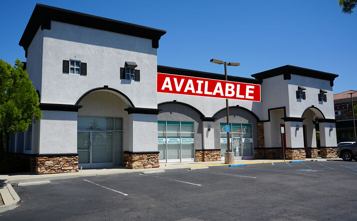 Pictures of Retail property located at 30643 Temecula Pkwy, Temecula, CA 92592 for lease - image #1