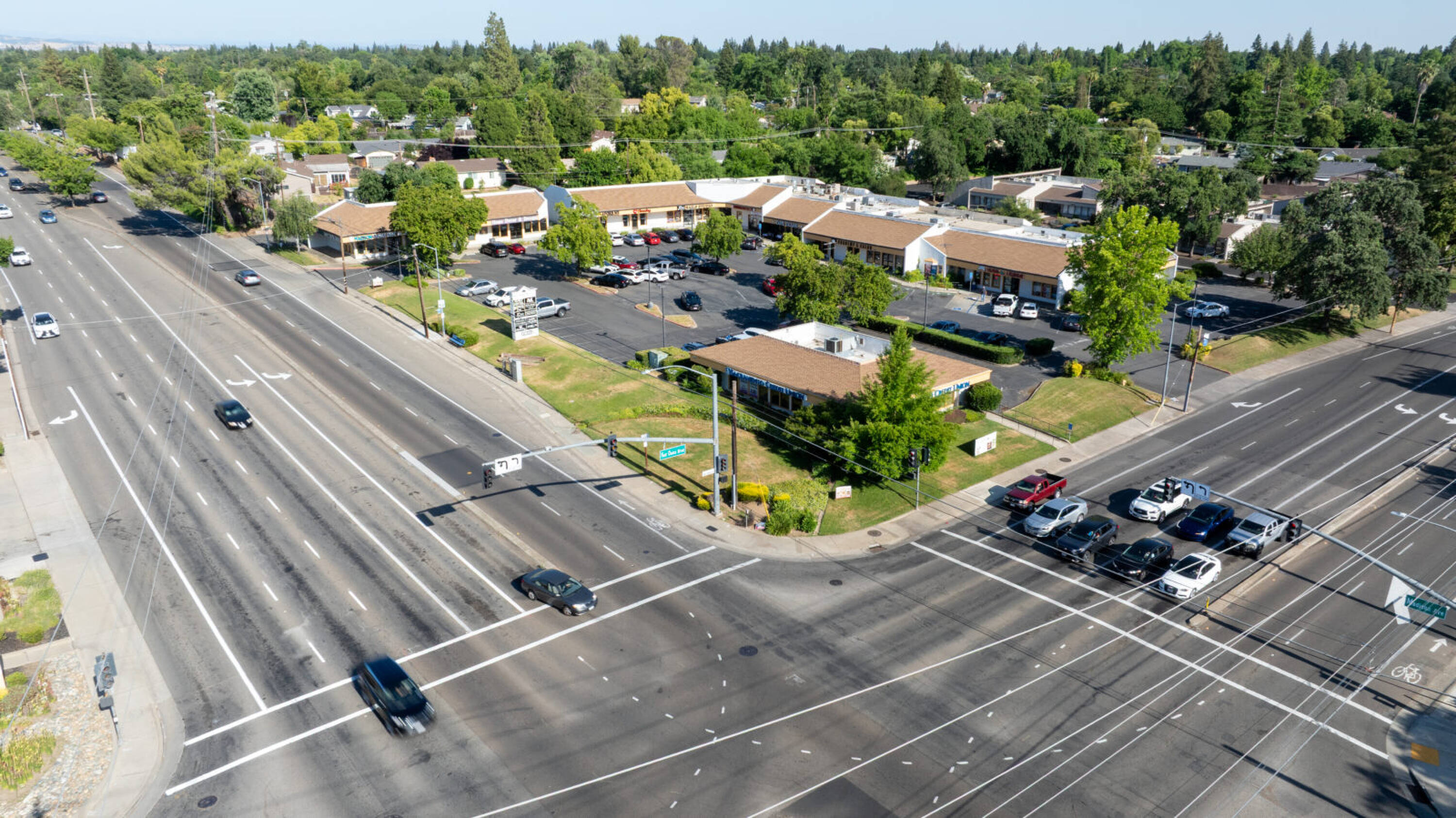 3594594