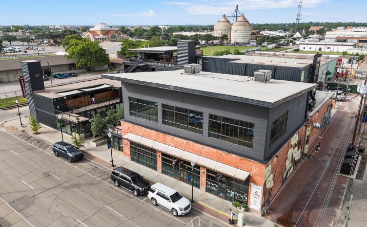 Pictures of Retail, Land property located at 319 S 4th St, Waco, TX 76701 for lease - image #1