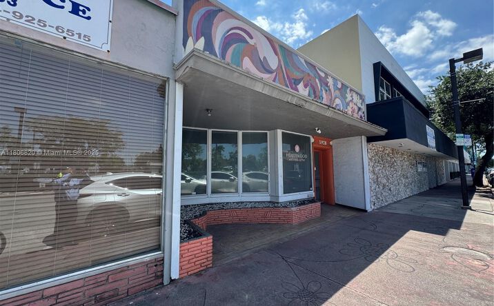 Pictures of Office property located at 1930 Tyler St, Hollywood, FL 33020 for lease - image #1