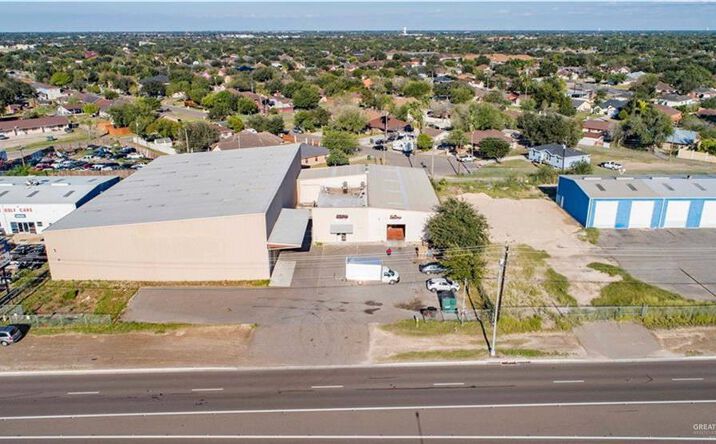 Pictures of Office, Retail, Industrial property located at 2504/2506 Expressway 83, Mission, TX 78572 for lease - image #1