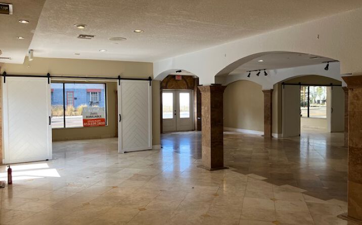Pictures of Retail property located at 3109 W Bay to Bay Blvd, Tampa, FL 33629 for lease - image #1