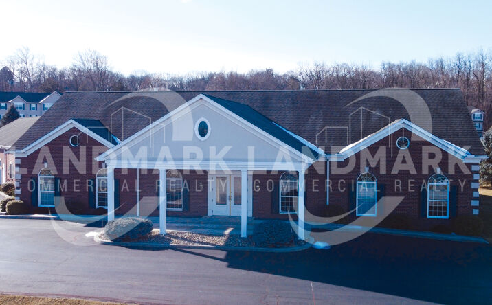 Pictures of Office property located at 200 Cumberland Pkwy, Mechanicsburg, PA 17055 for lease - image #1