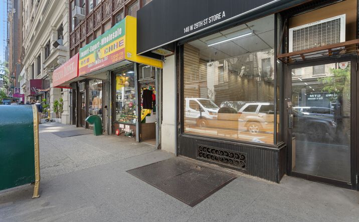 Pictures of Retail property located at 146 W 29th St, New York, NY 10001 for lease - image #1
