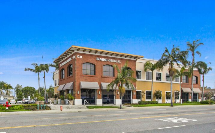 Pictures of Office property located at 1031 W Chapman Ave, Orange, CA 92868 for lease - image #1