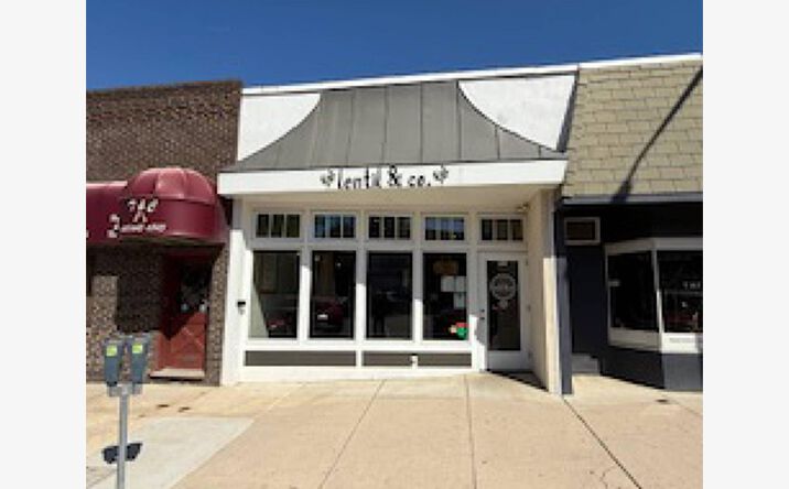 Pictures of Retail, Restaurant property located at 44 Rittenhouse Pl, Ardmore, PA 19003 for sales - image #1