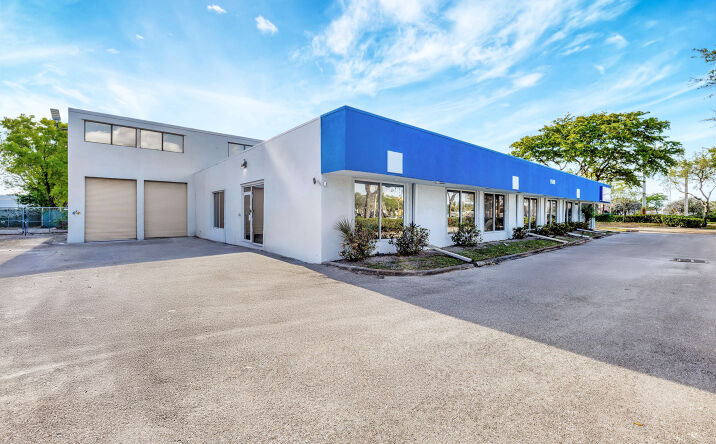 Pictures of Industrial property located at 1500 N Powerline Rd, Pompano Beach, FL 33069 for lease - image #1