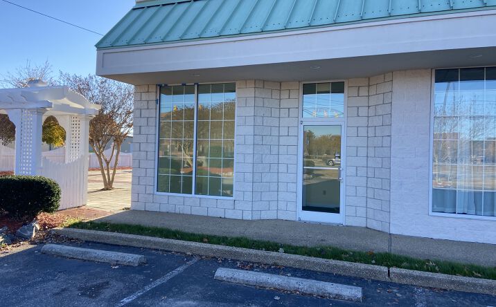 Pictures of Retail property located at 1831 Weeksville Rd, Elizabeth City, NC 27909 for lease - image #1