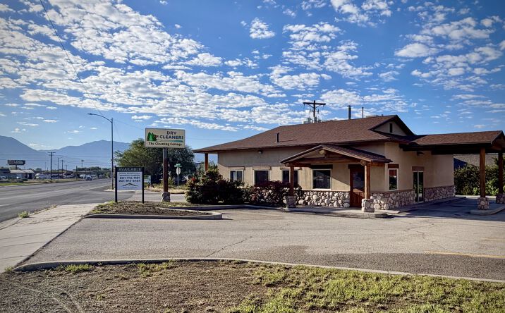 Pictures of Retail, Office, Restaurant property located at 198 E State St, Lehi, UT 84043 for lease - image #1