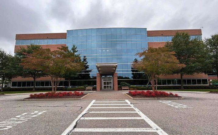 Pictures of Office property located at 4000 Coliseum Dr, Hampton, VA 23666 for lease - image #1