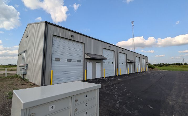 Pictures of Industrial property located at 734 S Industrial Ct, Rose Hill, KS 67133 for lease - image #1