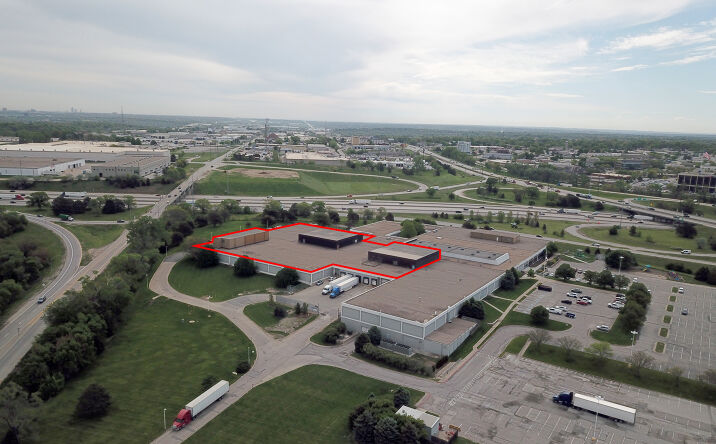 Pictures of Industrial property located at 11615 I St, Omaha, NE 68137 for sales - image #1