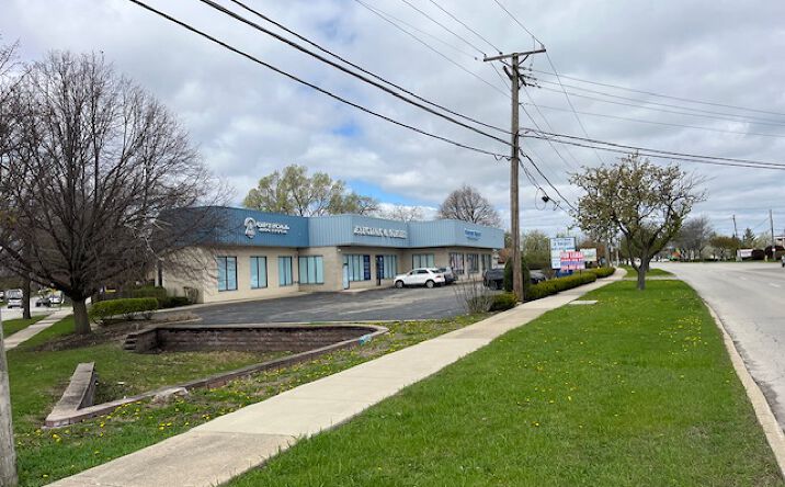 Pictures of Retail, Office property located at 299 E Rand Rd, Mount Prospect, IL 60056 for lease - image #1