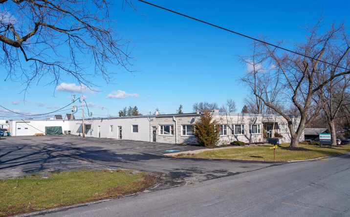Pictures of Office, Industrial property located at 391 Greendale Rd, York, PA 17403 for lease - image #1