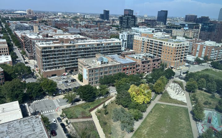 Pictures of Office property located at 940 W Adams St, Chicago, IL 60607 for lease - image #1