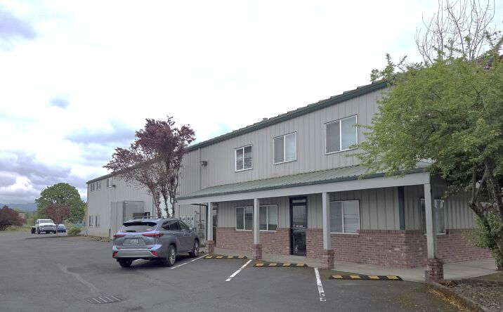 Pictures of Office property located at 1311 SE Grace Ave, Battle Ground, WA 98604 for lease - image #1