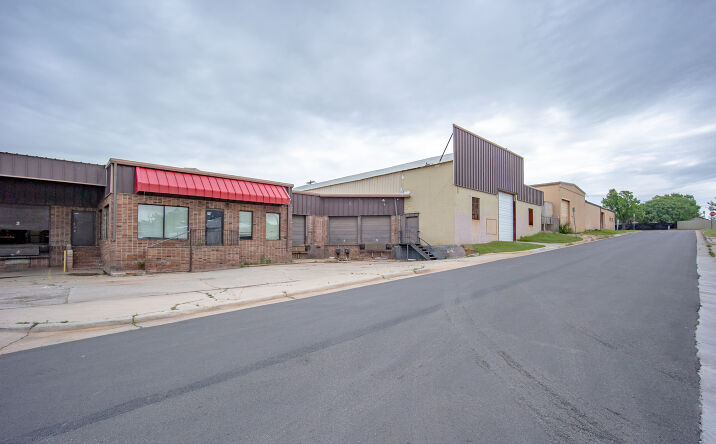 Pictures of Industrial property located at 835 SE 30th St, Oklahoma City, OK 73129 for lease - image #1