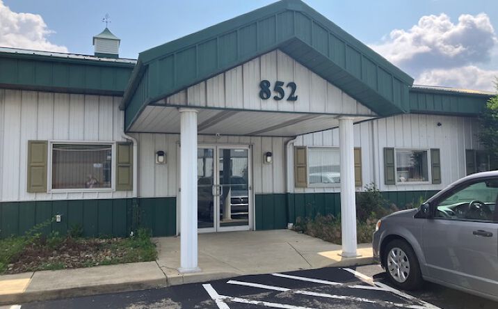 Pictures of Retail, Office, Industrial property located at 852 Henderson Ave, Washington, PA 15301 for lease - image #1