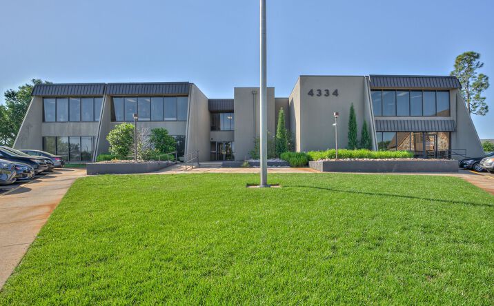 Pictures of Office property located at 4334 Northwest Expy, Oklahoma City, OK 73116 for lease - image #1