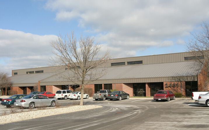 Pictures of Industrial property located at 2431 Directors Row, Indianapolis, IN 46241 for lease - image #1