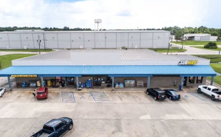 Pictures of Retail property located at 340 Virginia Ave, Daleville, AL 36322 for lease - image #1