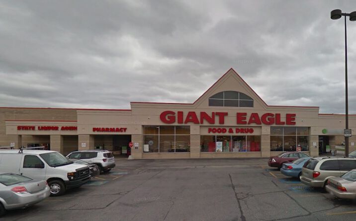 Pictures of Retail property located at 6300 Biddulph Rd, Brooklyn, OH 44144 for lease - image #1