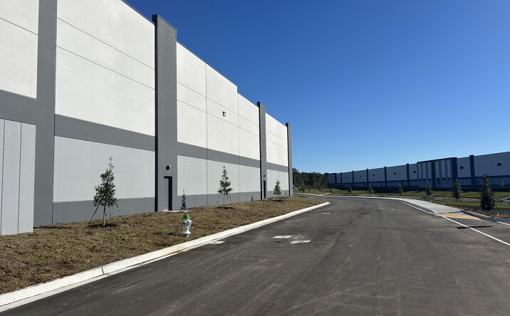 Pictures of Industrial property located at 10145 Eastport Rd, Jacksonville, FL 32218 for lease - image #1