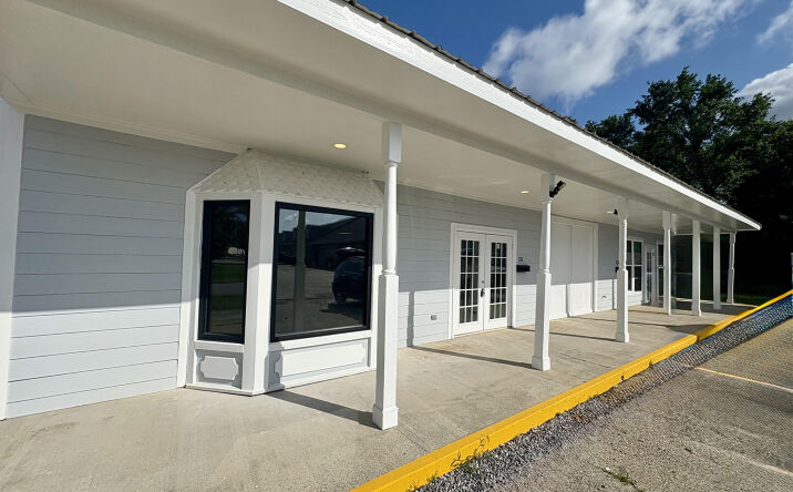 Pictures of Retail, Office property located at 333 Reese St, Bay St. Louis, MS 39520 for lease - image #1