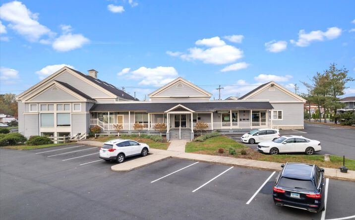 Pictures of Retail, Office property located at 2285 Whitney Ave, Hamden, CT 06518 for lease - image #1
