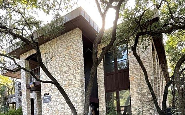 Pictures of Retail, Office property located at 1004 Mopac Circle, Austin, TX 78746 for lease - image #1
