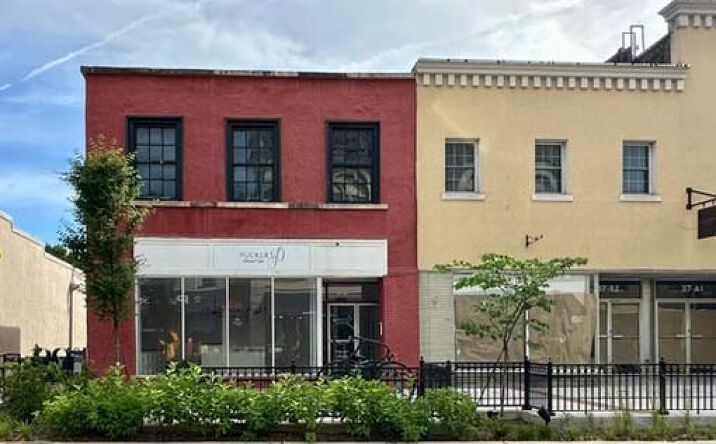 Pictures of Office property located at 35 Union St S, Concord, NC 28025 for lease - image #1