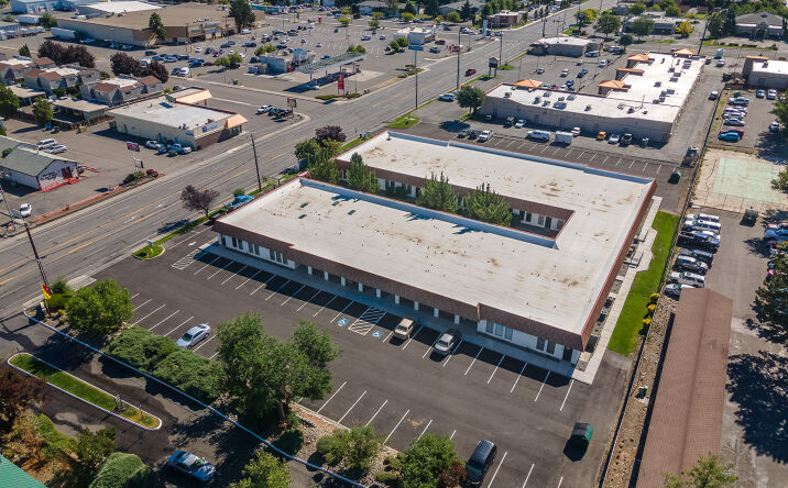 Pictures of Office property located at 5219 W Clearwater Ave, Kennewick, WA 99336 for lease - image #1