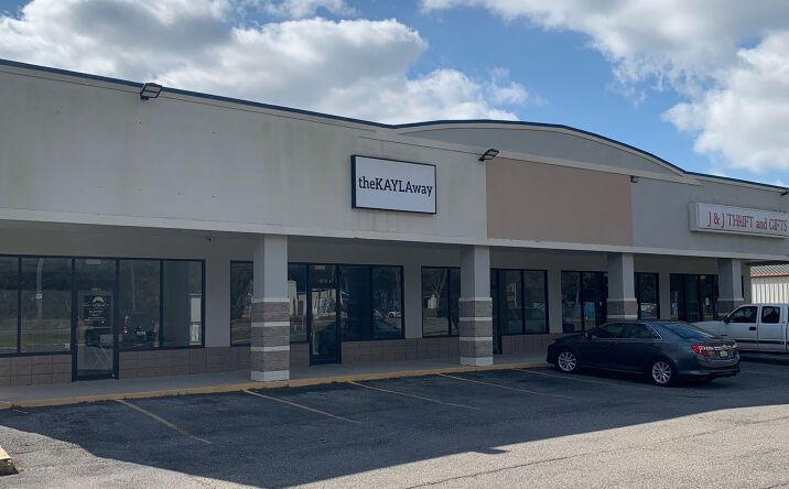 Pictures of Retail property located at 6105 Old Pascagoula Rd, Theodore, AL 36582 for lease - image #1