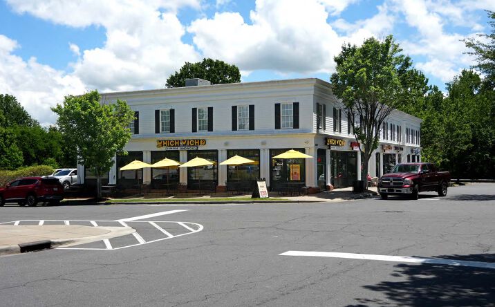 Pictures of Retail property located at 16620 Cranlyn Road, Huntersville, NC 28078 for lease - image #1