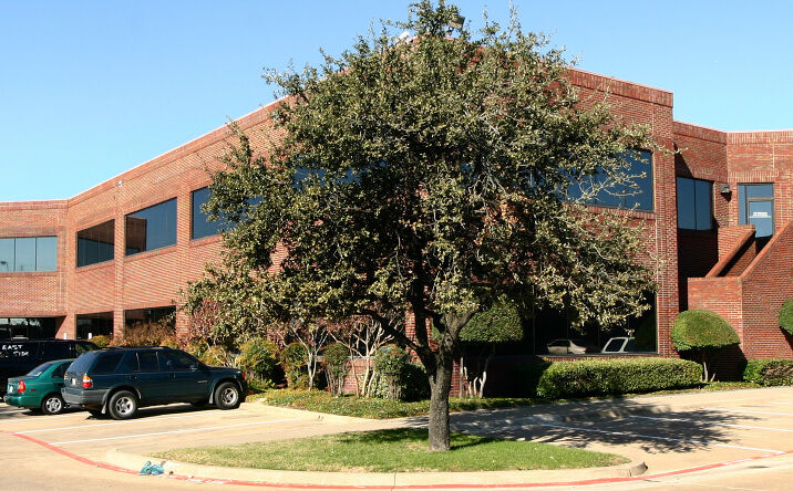 Pictures of Office property located at 801 E Plano Parkway, Plano, TX 75074 for lease - image #1