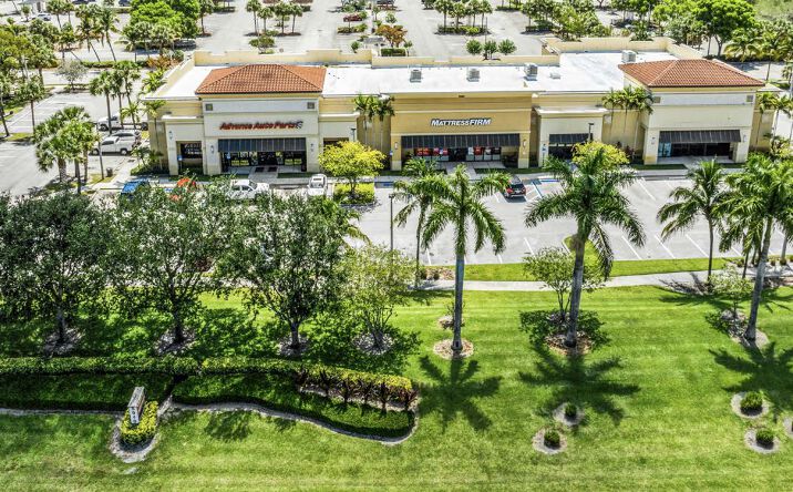 Pictures of Retail property located at 5940 S State Road 7, Lake Worth Beach, FL 33449 for lease - image #1