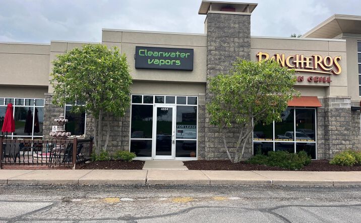 Pictures of Retail property located at 4884 UTICA RIDGE Road, Davenport, IA 52807 for lease - image #1