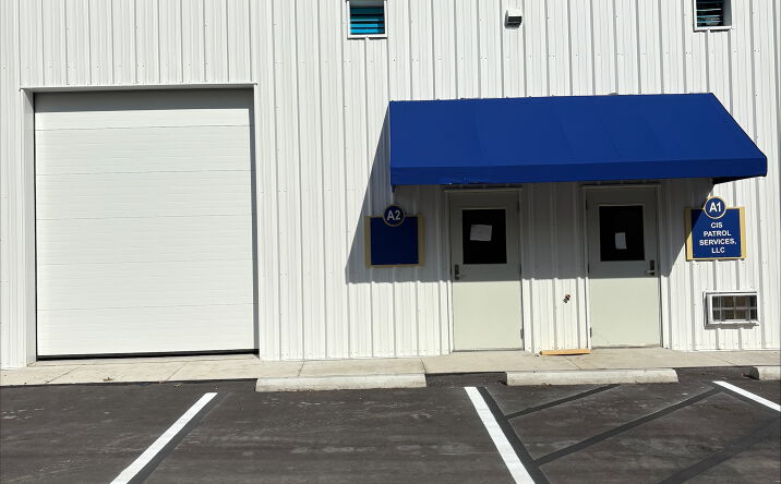 Pictures of Industrial property located at 317 Pendarvis Ln, Summerville, SC 29486 for lease - image #1