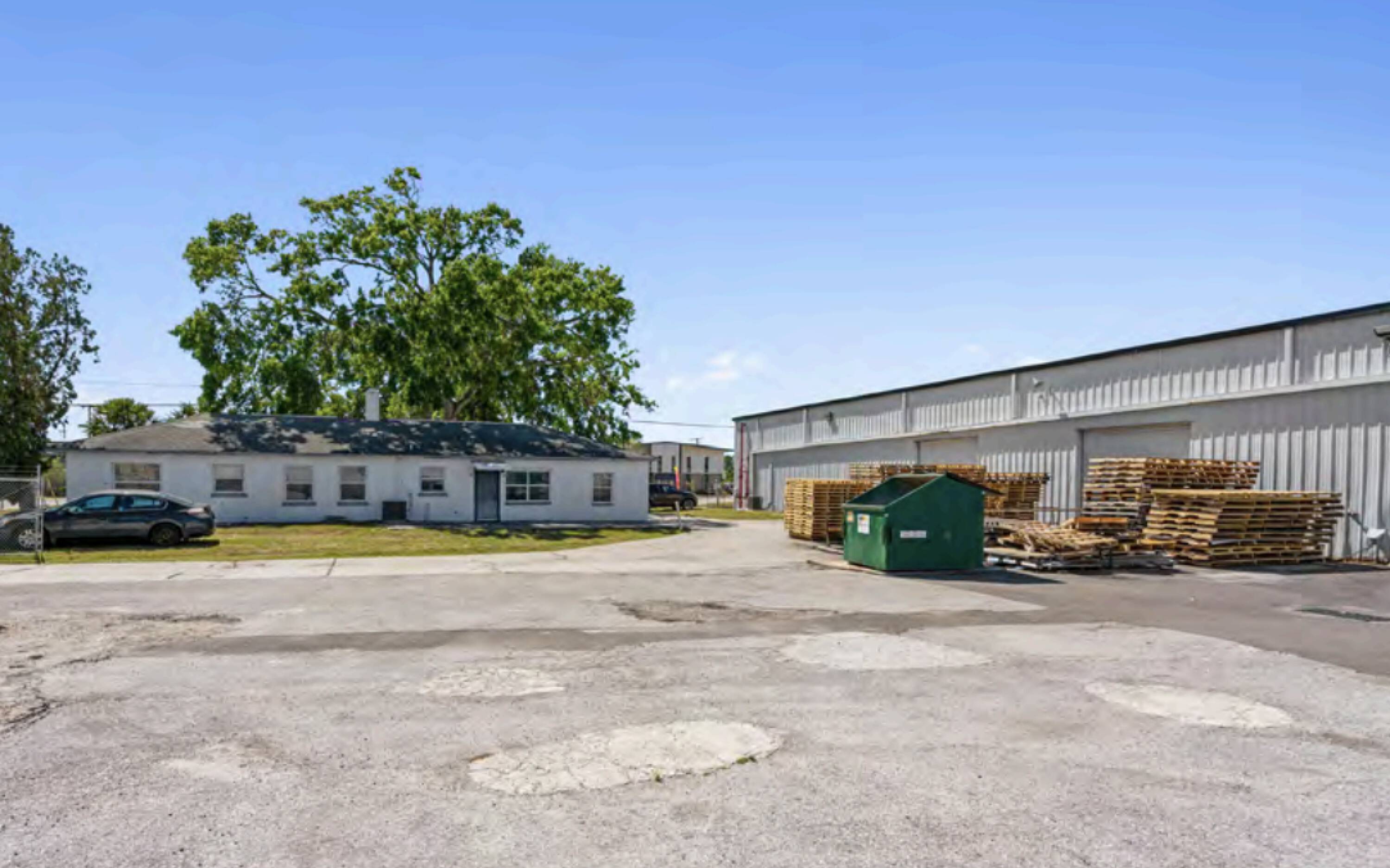 7211 Anderson Rd, Tampa, FL 33634 | Crexi.com