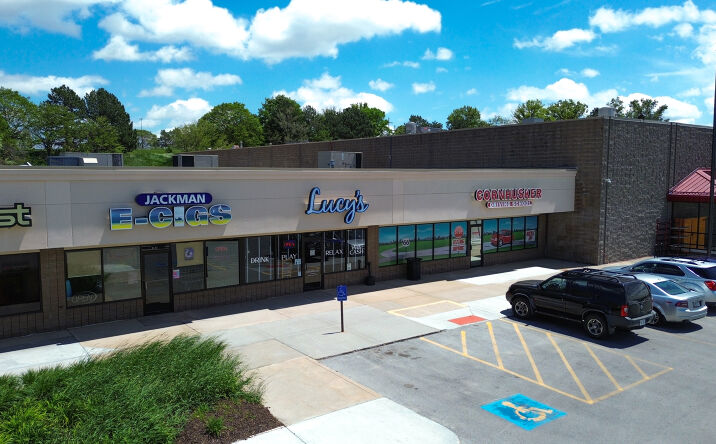 Pictures of Retail property located at 3105 N 108th St, Omaha, NE 68164 for sales - image #1