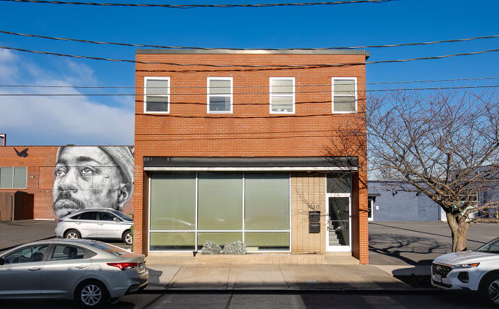 Pictures of Office property located at 3310 W Clay St, Richmond, VA 23230 for lease - image #1