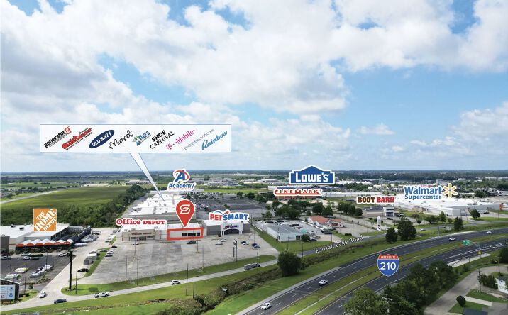 Pictures of Retail property located at 3140 E Prien Lake Rd, Lake Charles, LA 70607 for lease - image #1