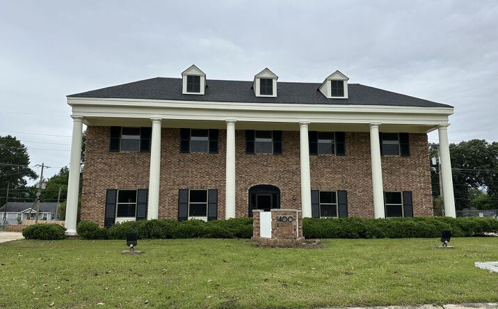 Pictures of Office property located at 1400 Youree Dr, Shreveport, LA 71101 for lease - image #1