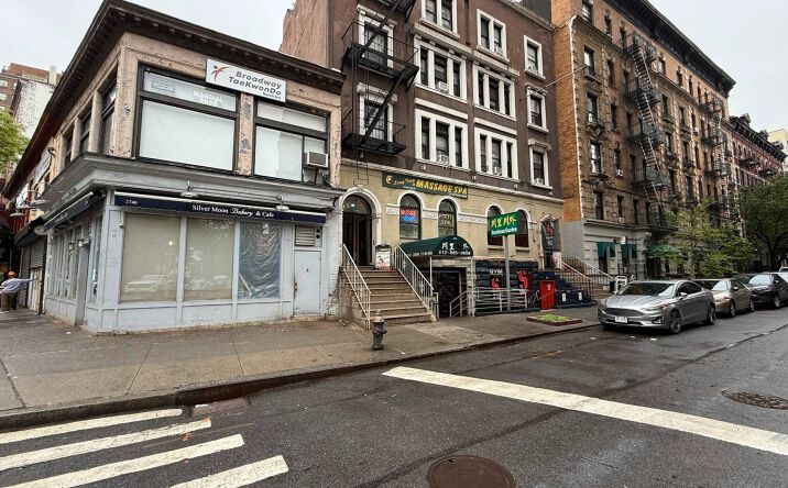 Pictures of Retail, Restaurant property located at 239 W 105th St, New York, NY 10025 for lease - image #1