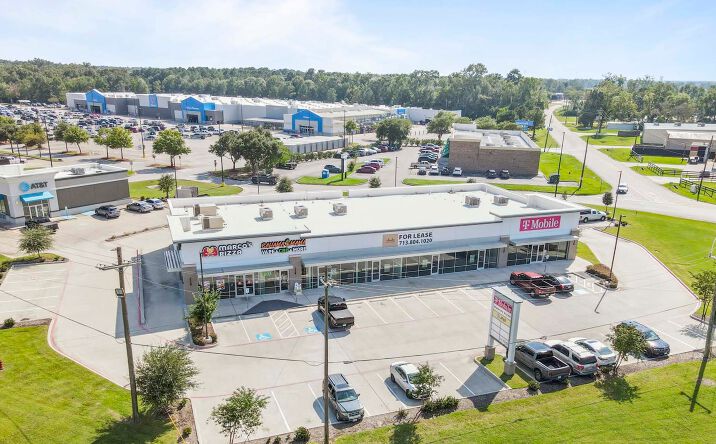 Pictures of Retail property located at 2139 TX-146, Liberty, TX 77575 for lease - image #1